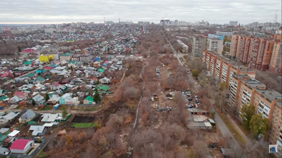 Окрестности пр.Карла Маркса выглядят очень неоднородно. Фото: скрин видео