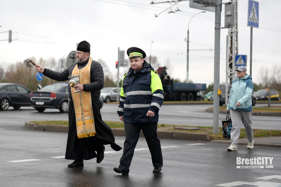 В городе также прошли молебны и литургии. Фото: brestcity.com