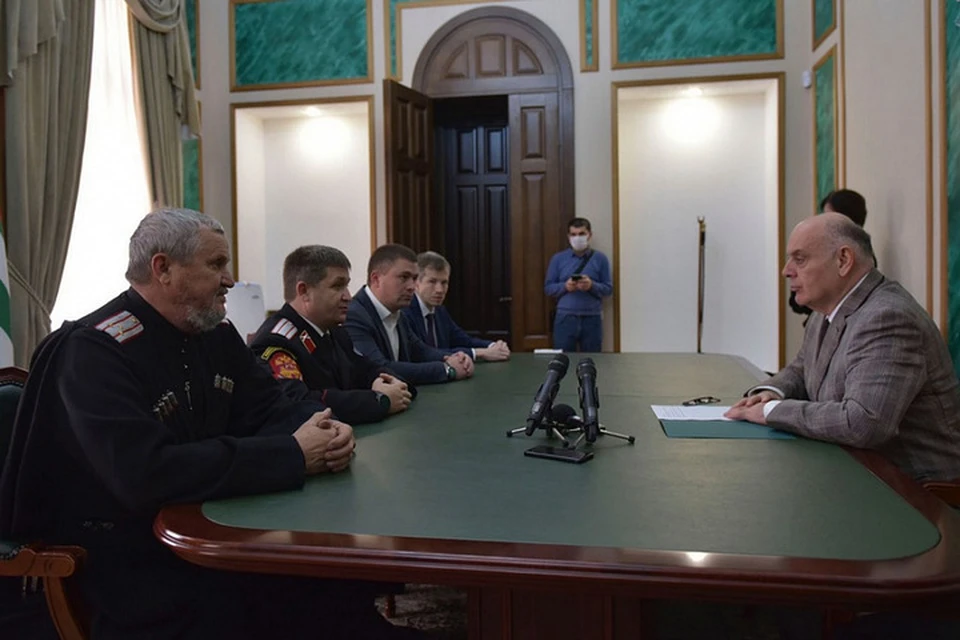 Состоялась встреча вице-губернатора Кубани и Президента Абхазии. Фото: пресс-служба администрации Краснодарского края