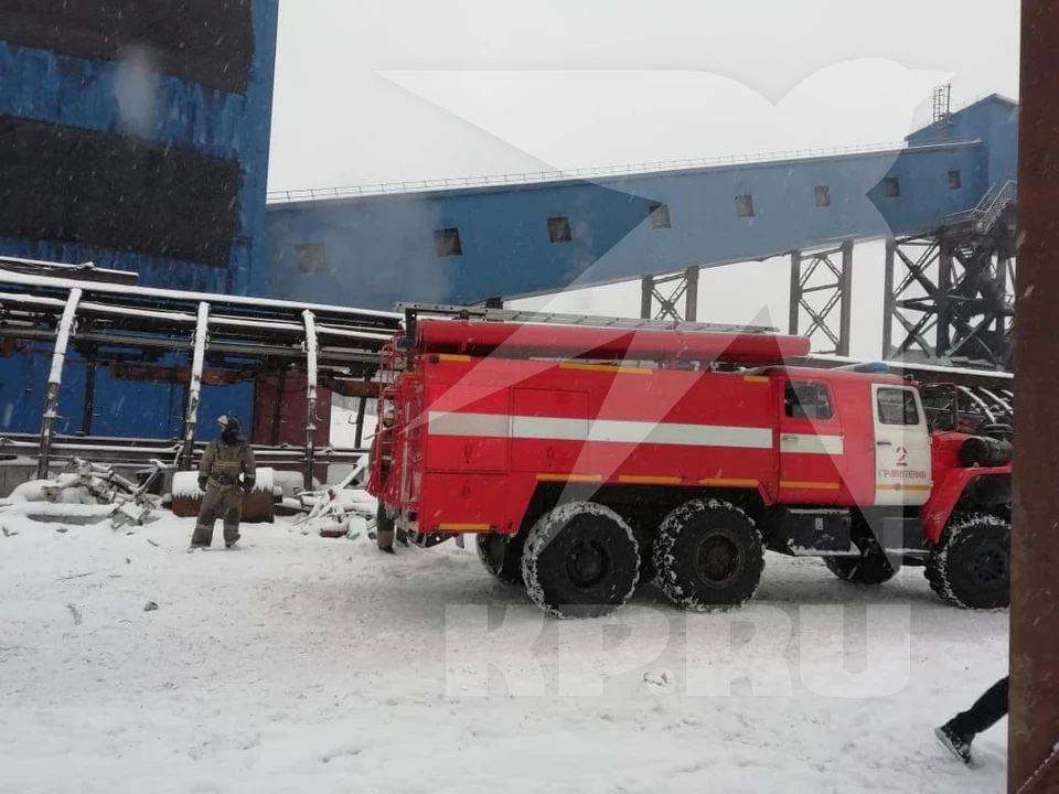 Ростехнадзор получил сигнал о взрыве на шахте «Листвяжная» в Кузбассе.