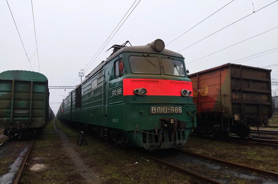 Республика постепенно обновляет парк тягового подвижного состава. Фото: ТК «Железные дороги Донбасса»