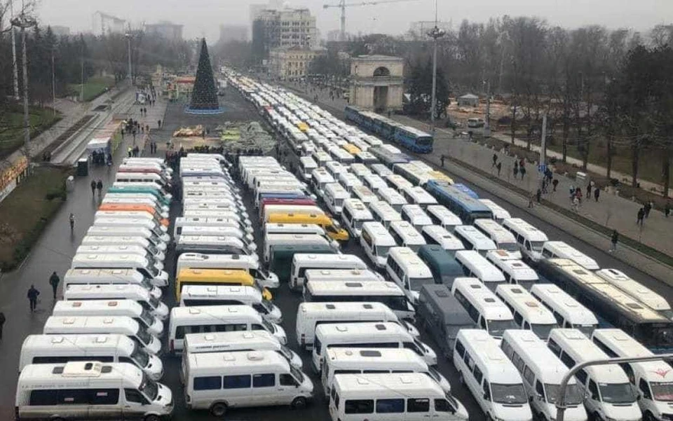 В Кишиневе снова пройдет протест водителей маршруток. Фото: соцсети
