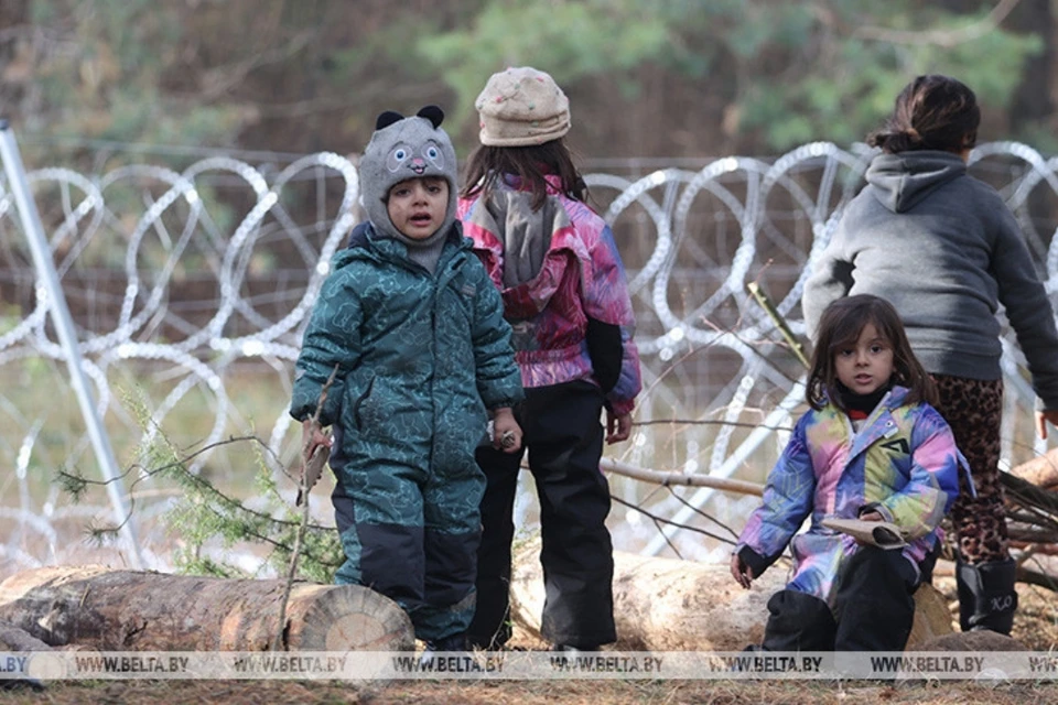 Еще более 100 мигрантов покинули пункт пребывания на белорусско-польской границе. Фото: БелТА