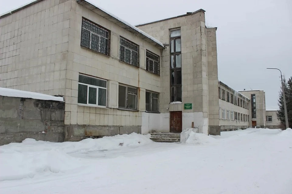 Здание стационара действительно нуждается в ремонте. Фото: Минздрав Свердловской области