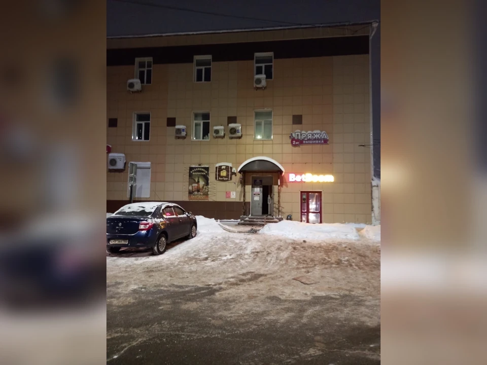 Торговый комплекс «Средной дворик» загорелся в Нижнем Новгороде 25 декабря Фото: пресс-служба ГУ МЧС России по Нижегородской области