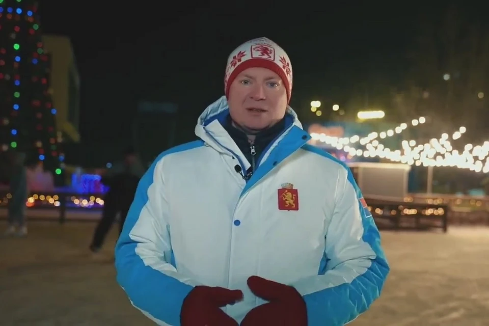 Глава Красноярска поздравил горожан с наступающим Новым годом. Стоп-кадр видео