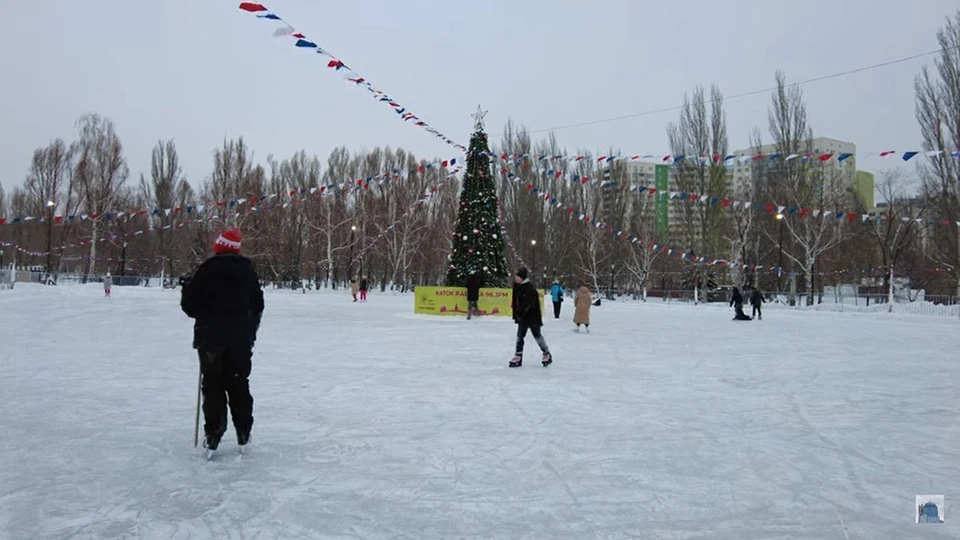 Драка в самаре парк победы. Самара украшают к новому году парк Победы. Парк Победы новогодний. Парк Победы Самара зимой. Парк Победы новый год.