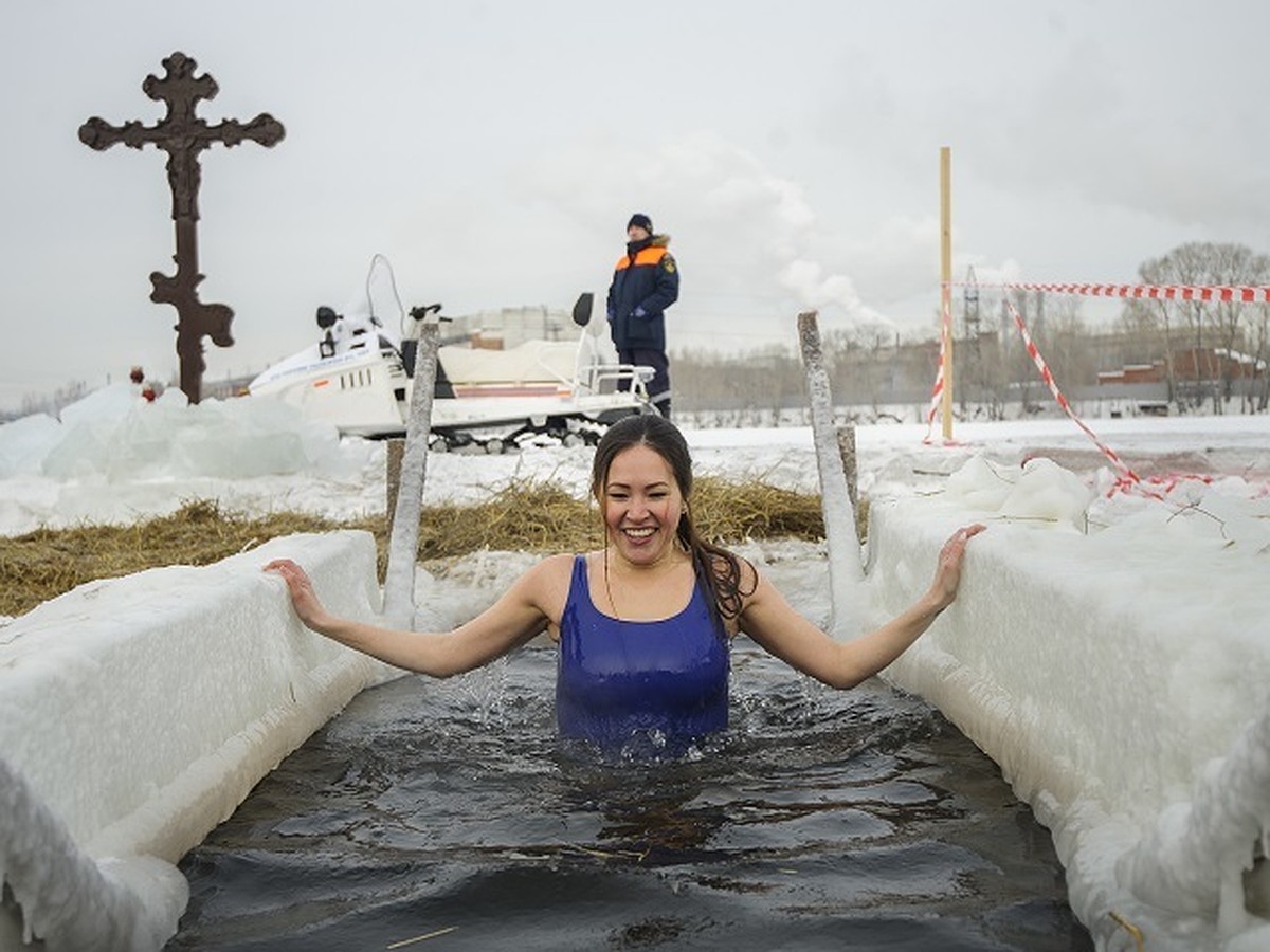 Крещенские купания в Сколково: фото