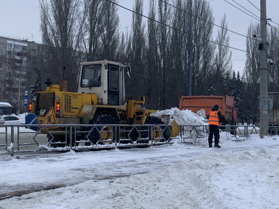 Непогода не дает передышки жителям и коммунальщикам города / Фото: администрация Самары