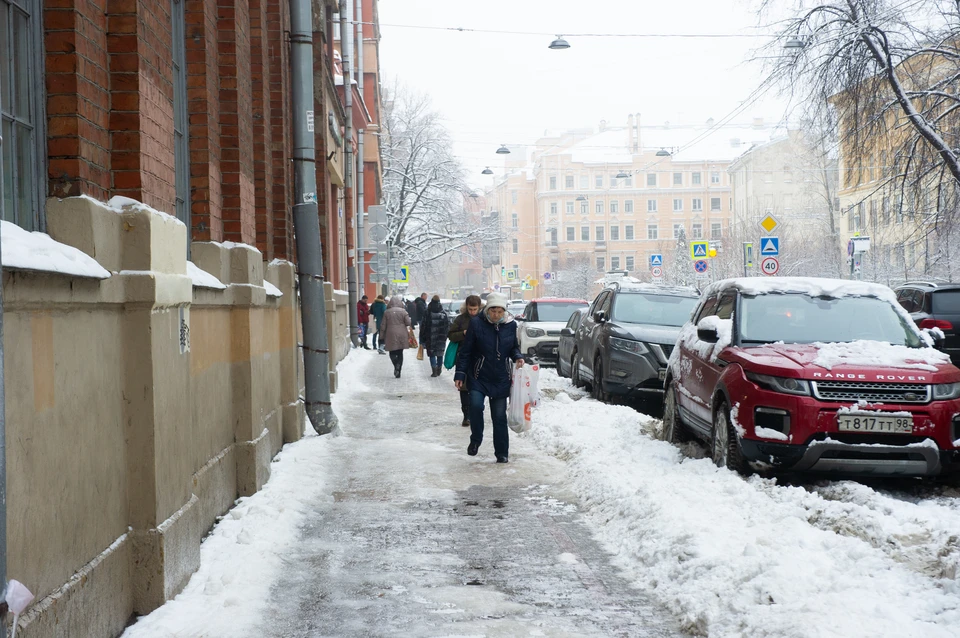 В Петербурге будет очень скользко.