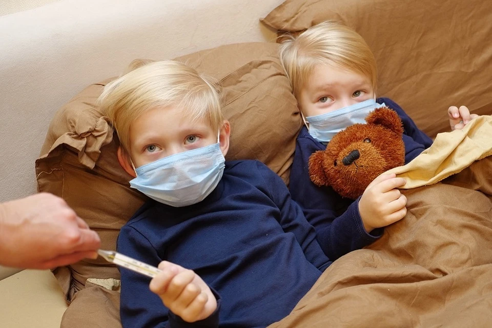 У детей до 9 лет клинические проявления коронавируса более легкие, после 10-ти - тяжелее. Фото: Светлана МАКОВЕЕВА