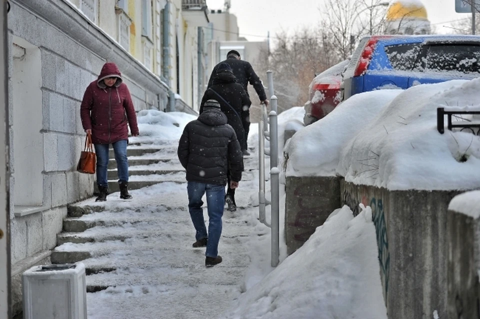 В Томской области ветер южный до 15 м/с, небольшой снег и гололед.