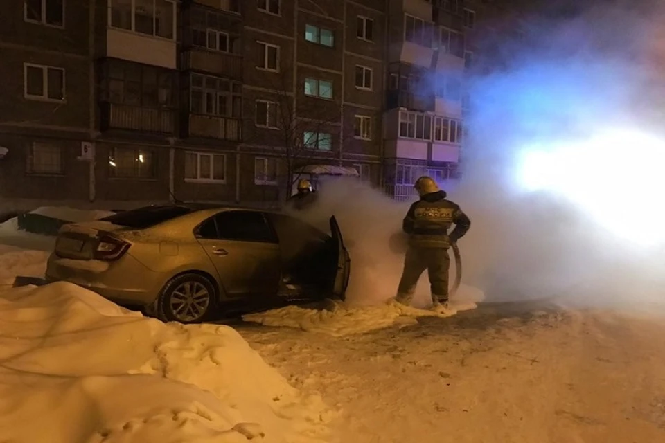 На место оперативно приехали пять человек личного состава. Фото: ГУ МЧС по Свердловской области
