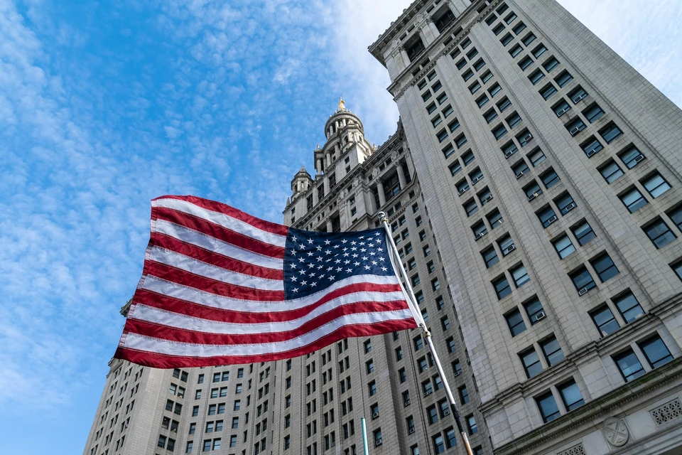 В США учительница приклеила скотчем маску к лицу школьника