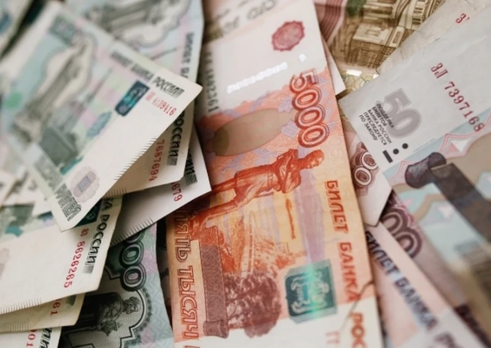 Пенсионерка из Иркутска сделала больше 500 переводов, чтобы обогатить аферистов на 8 миллионов