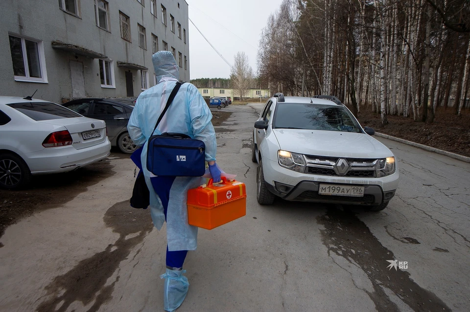 Уже сегодня все городские подстанции скорой помощи получат медикаменты для лечения COVID-19 на дому