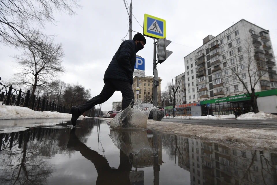 Оттепель в москве. Весна в России. Весенняя оттепель в городе. Фото Весна пришла. Новосибирск весной.