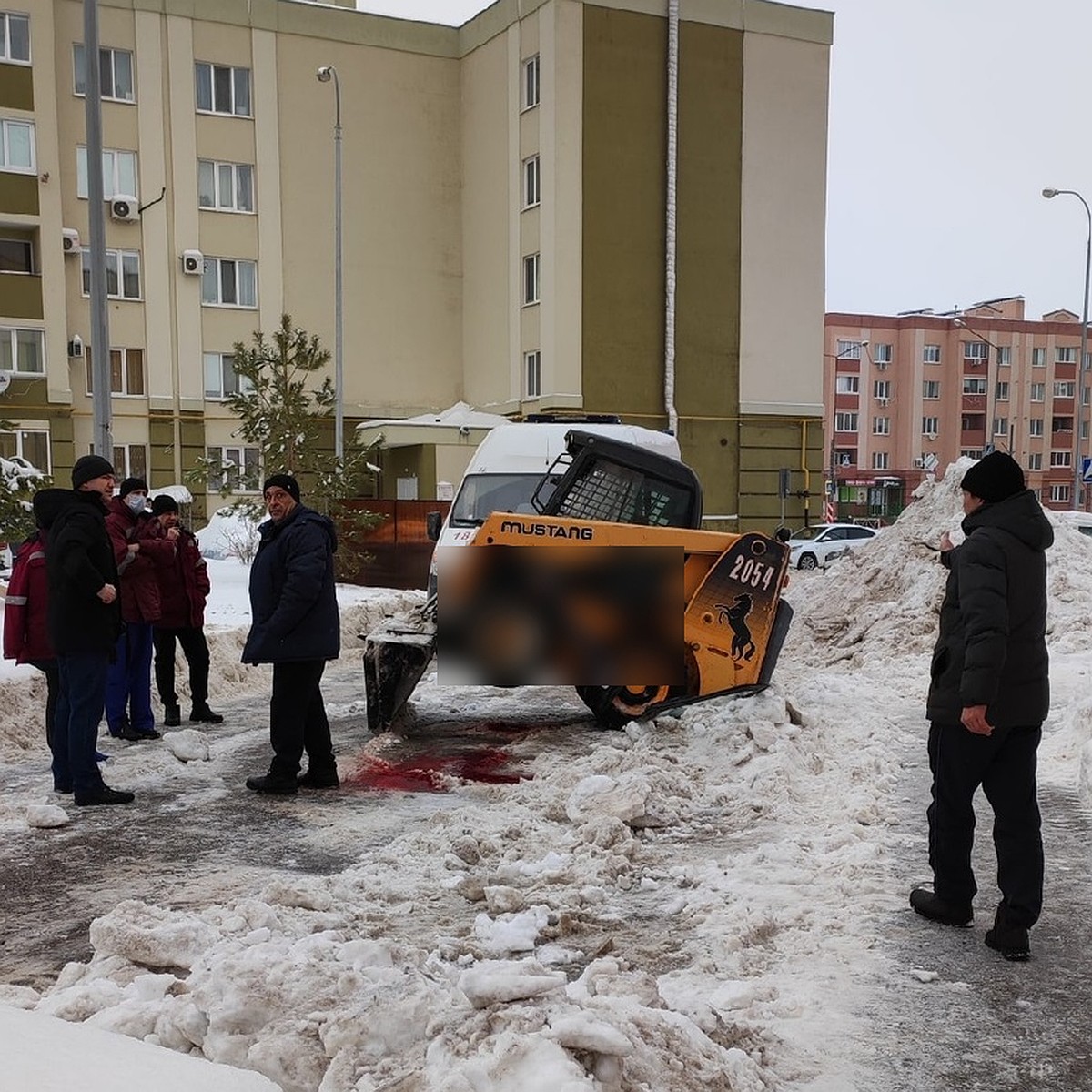 В Самаре погрузчик снова убил водителя во время уборки снега. Рассказываем,  что произошло - KP.RU