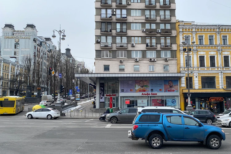 Сибирские пельмени и московская колбаса: Как я искала русский след на Украине