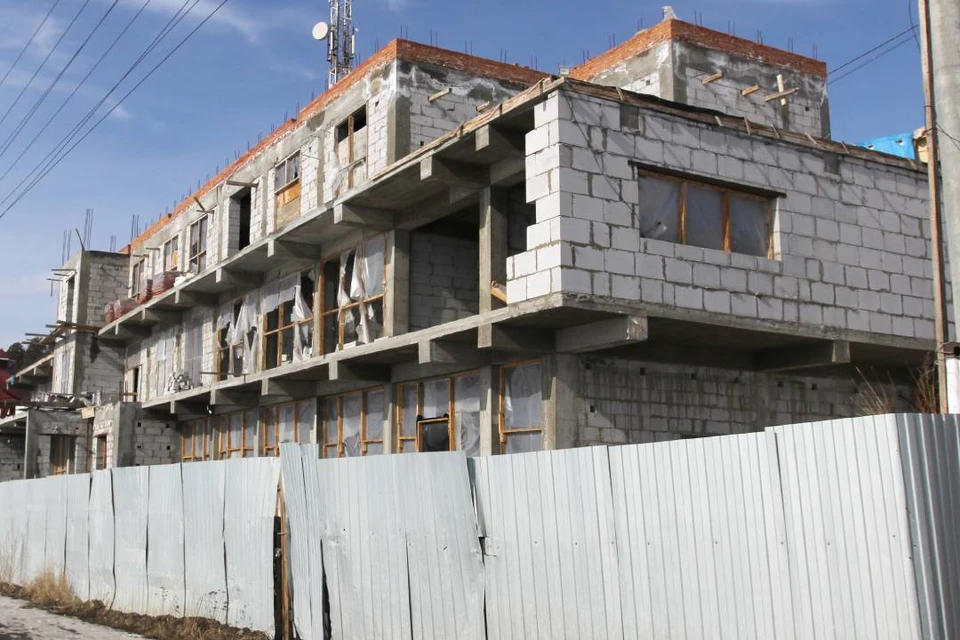 Руслан Болотов: заброшенные и недостроенные здания в Иркутске будут реконструировать