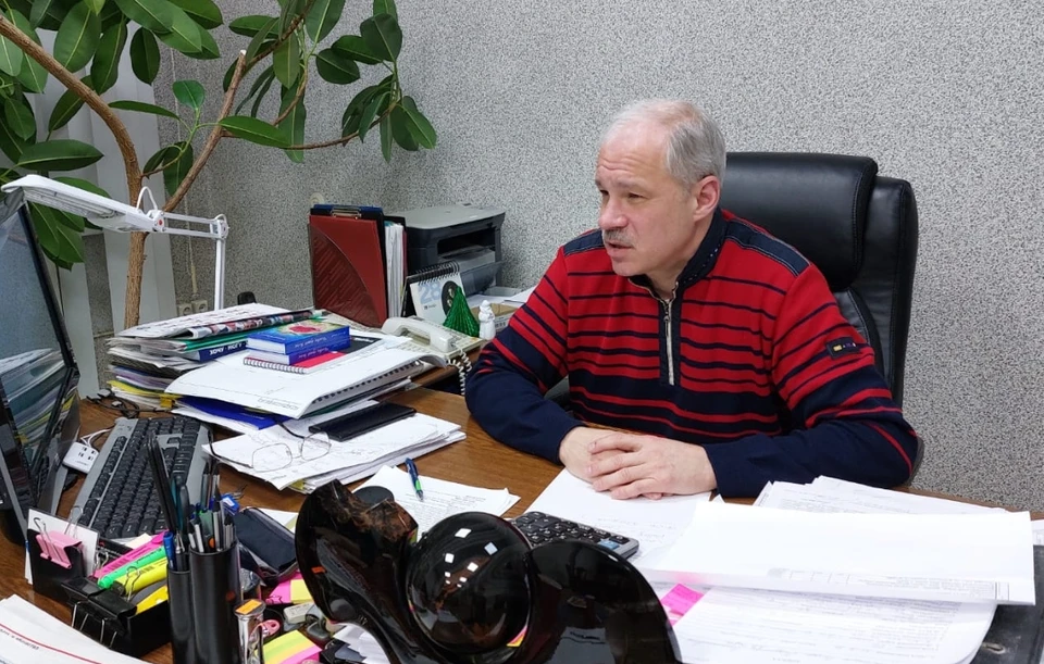 Олег Карпиков оказал помощь беженцам Донбасса