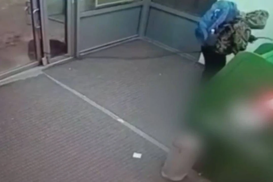 В Иркутской области задержали вора-неудачника, пытавшегося взорвать банкомат по роликам из сети