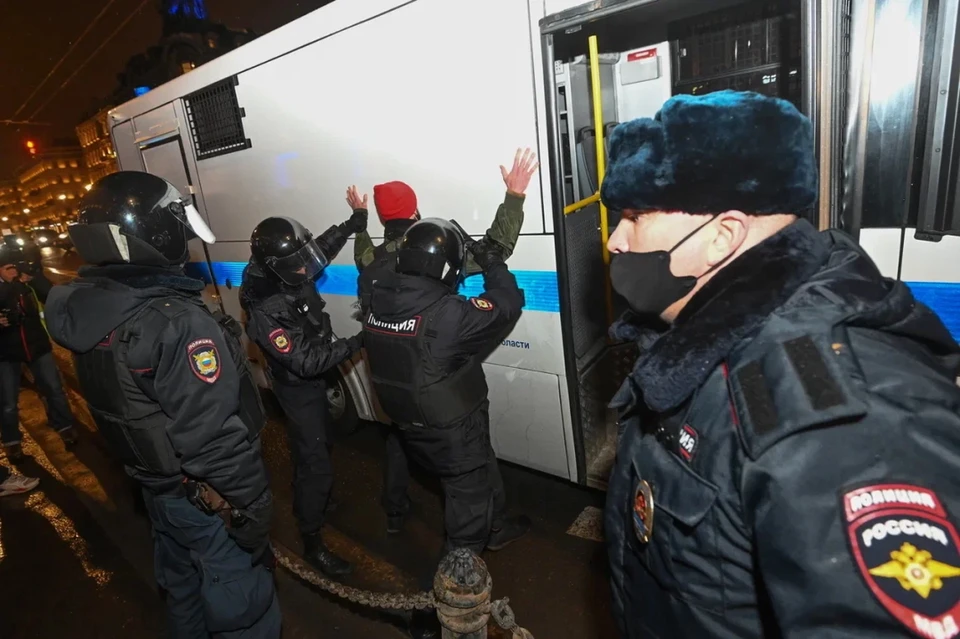 Суды Петербурга вынесли решение по 251 административному делу, заведенному на участников второй несанкционированной акции протеста.
