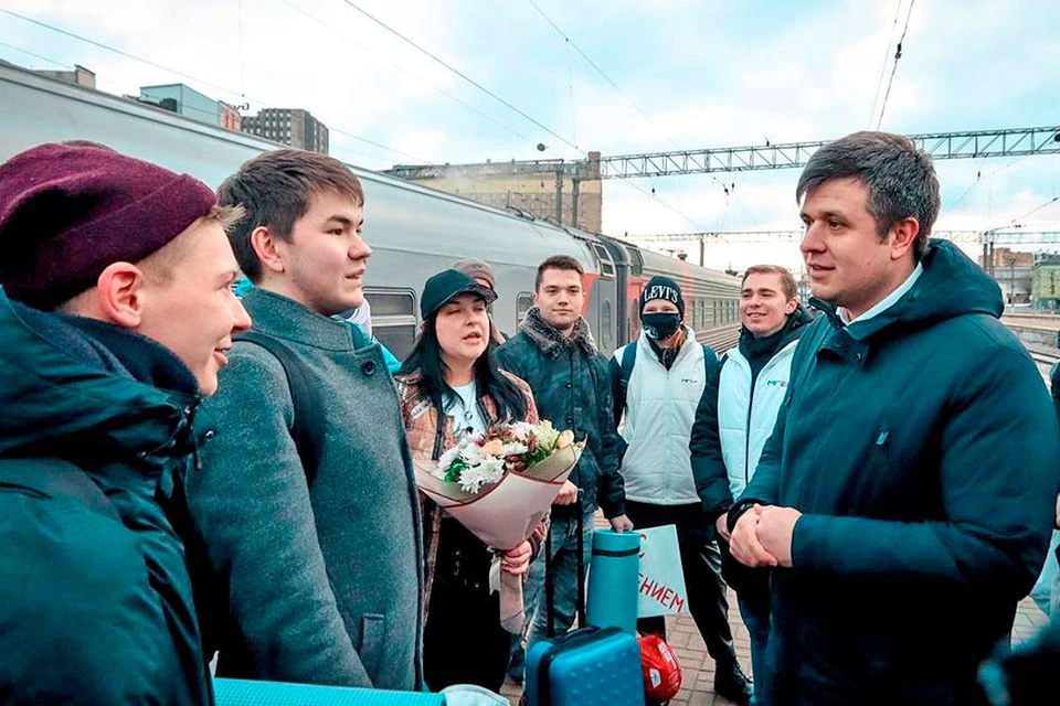 Активистов встретили на Казанском вокзале сегодня утром.