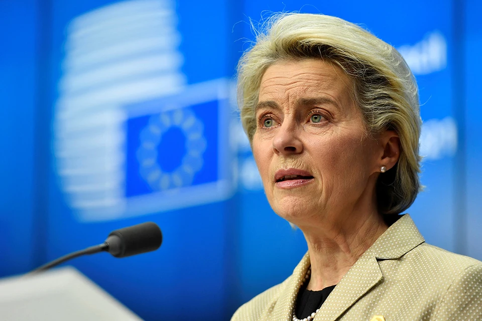 Урсула фон дер Ляйен заявила о закрытии воздушного пространства ЕС для российских самолетов.