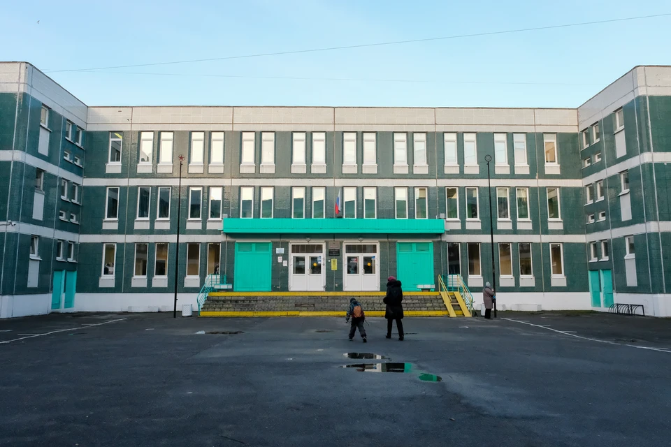 Более 300 школ, медучреждений и пожарных построят в Петербурге к 2026 году