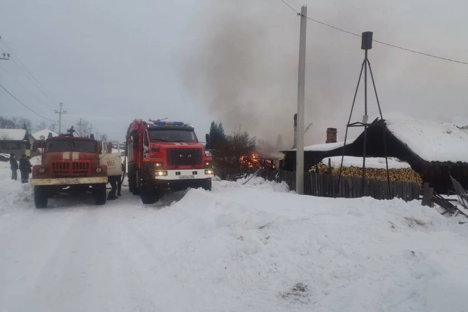 Пожилая женщина погибла, не сумев выбраться из горящего дома в Тайшетском районе