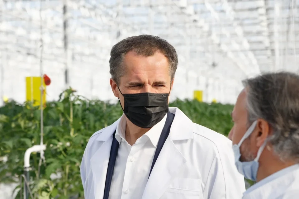 Всем предприятиям будут разосланы письма с перечнем мер поддержки, подготовленных федеральным центром, заверил губернатор.