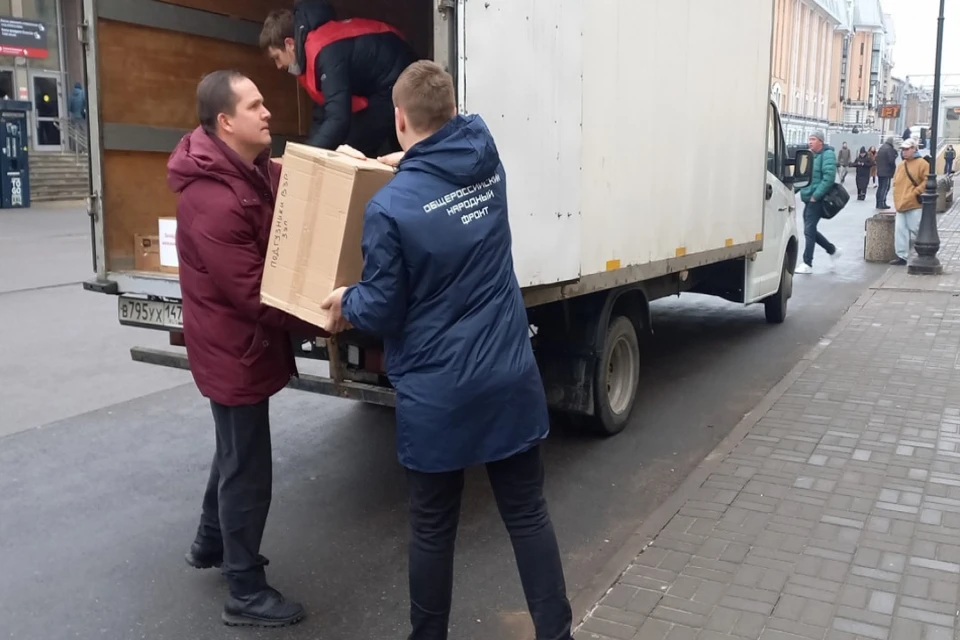 Общероссийский народный фронт отправит 14 тонн гуманитарной помощи на Донбасс ФОТО: пресс-служба ОНФ