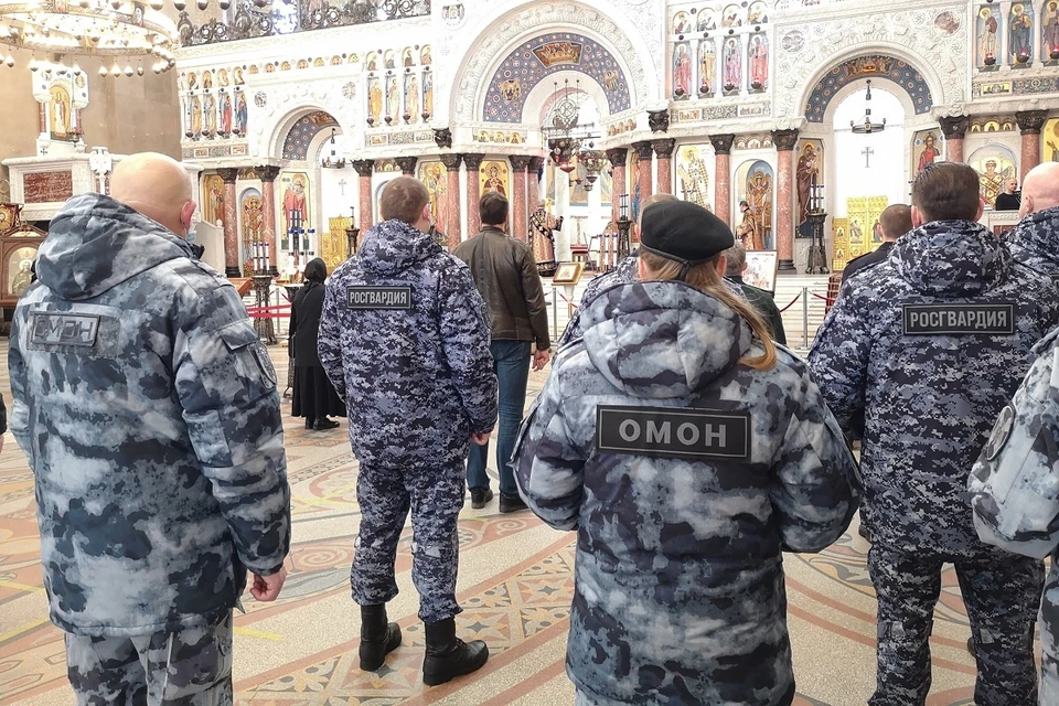 В Морском соборе Кронштадта прошел молебен за здравие. Фото: vk.com/rosgvard78