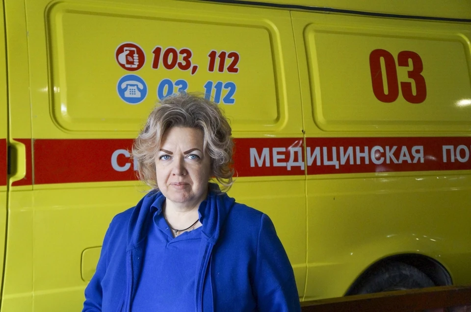 Тюменка попросила медиков убрать «тварей» из живота, которые пожирали ее печень. На фото - диспетчер Лариса Массон.