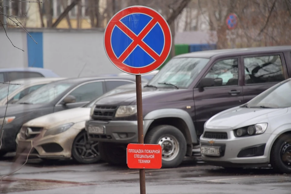 С 10 апреля по 20 июля будет ограничен проезд и по улице Седова, от Журавлева до Университетского.