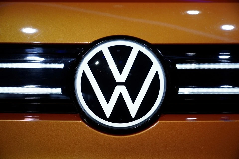 Завод Volkswagen в Братиславе приостановил производство из-за отсутствия электронных компонентов с Украины