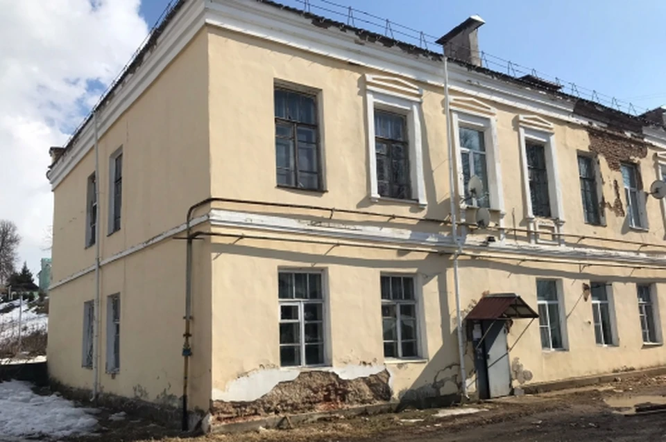 СК возбудил уголовное дело по факту проживания смолян в аварийном доме. Фото: пресс-служба СУ СКР по Смоленской области.