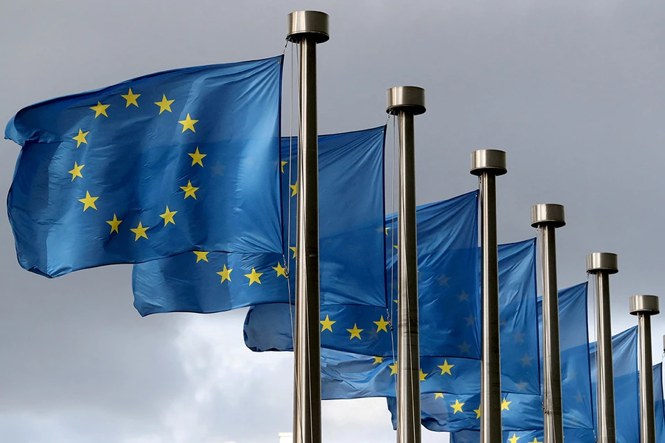 Евросоюз может оказаться в ловушке антироссийских санкций, считает автор The Guardian.