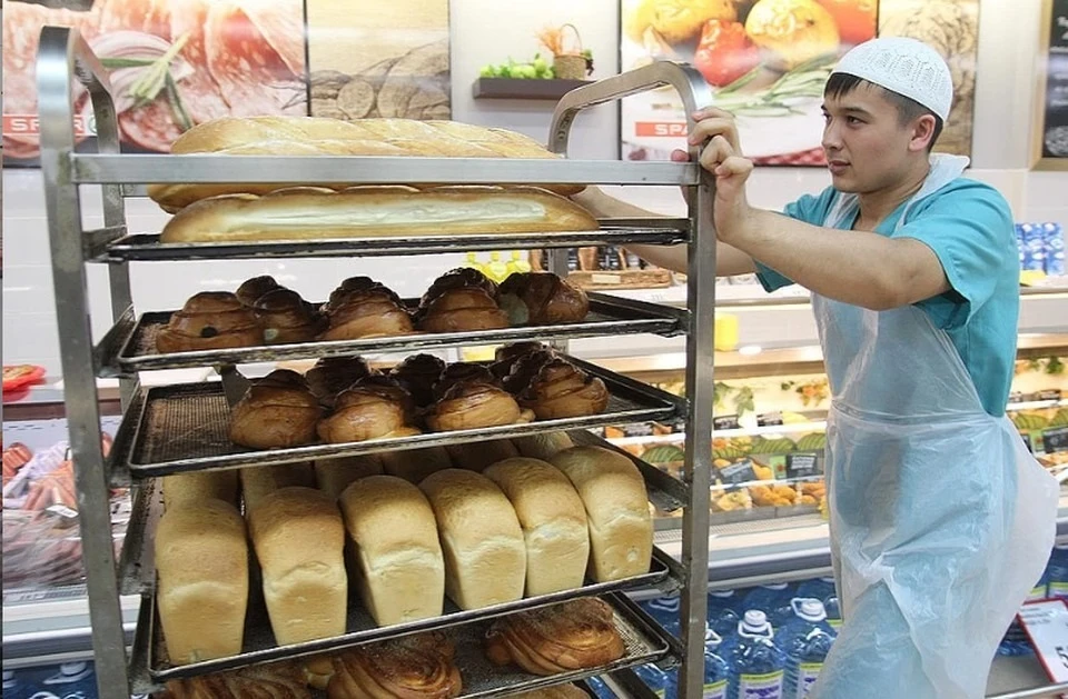 Крупные производители хлеба введут мораторий на повышение цен в России