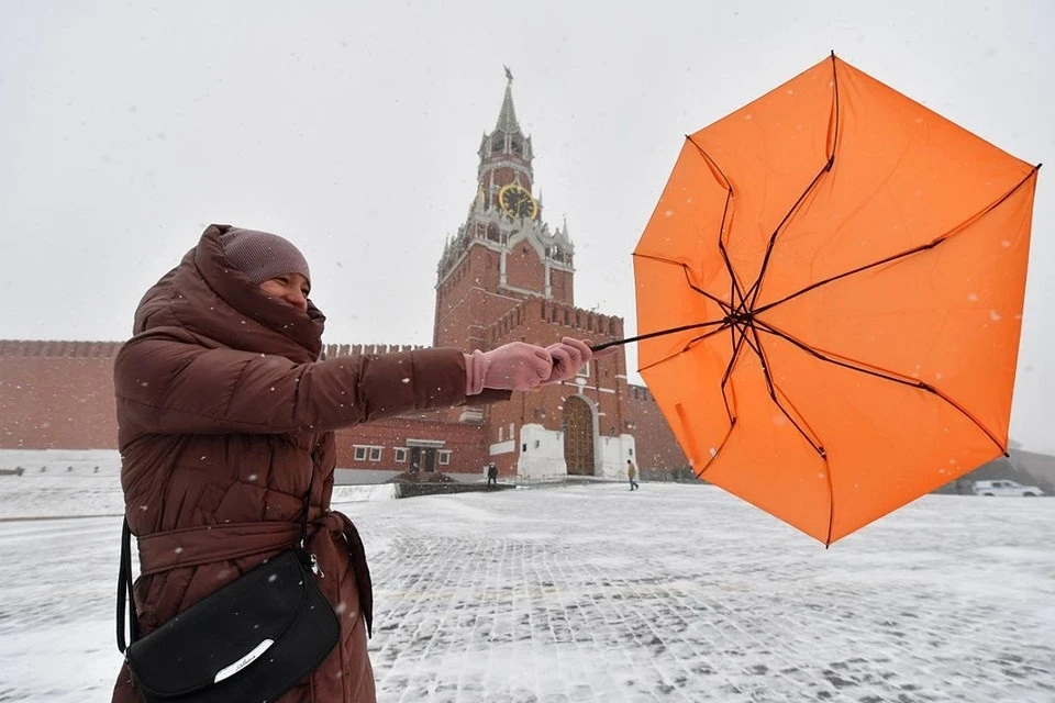 Синоптик рассказала, когда Москву перестает заметать снегом