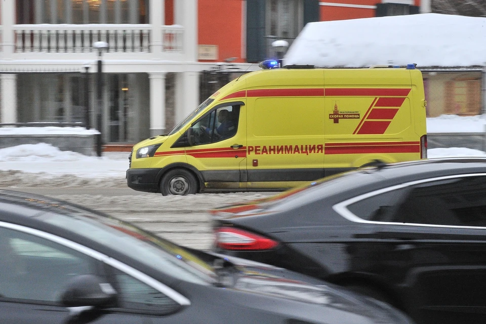 Девушку доставили в больницу