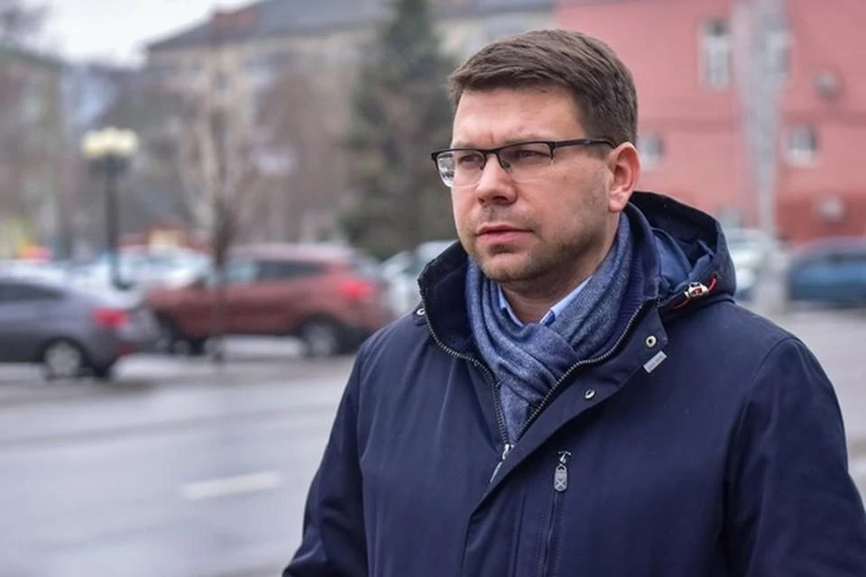По словам градоначальника, никакого повода для беспокойства из-за вчерашней вспышки света нет. Фото: со страницы администрации г. Белгорода в соцсети.