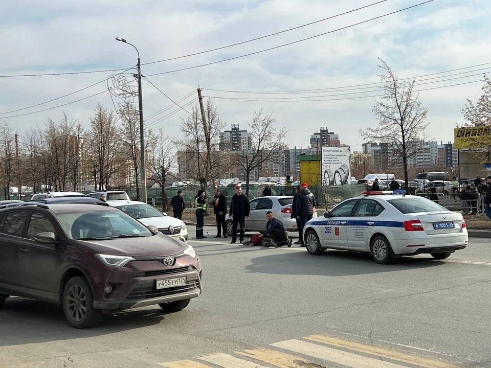 Авария произошла на пешеходном переходе. Фото: Актуальные хроники / Telegram
