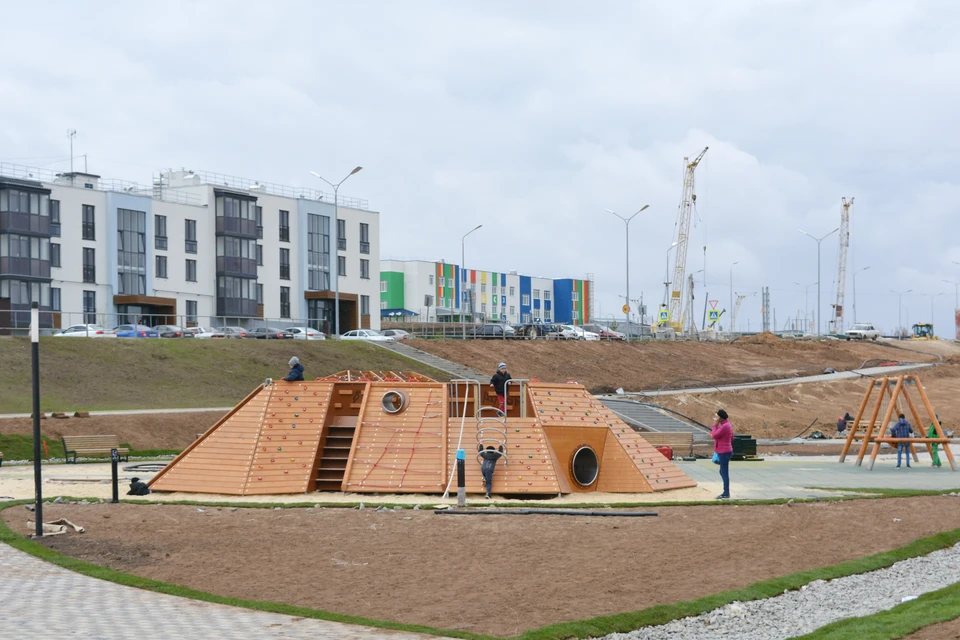 Новые квартиры для переселенцев покупают в новых микрорайонах.