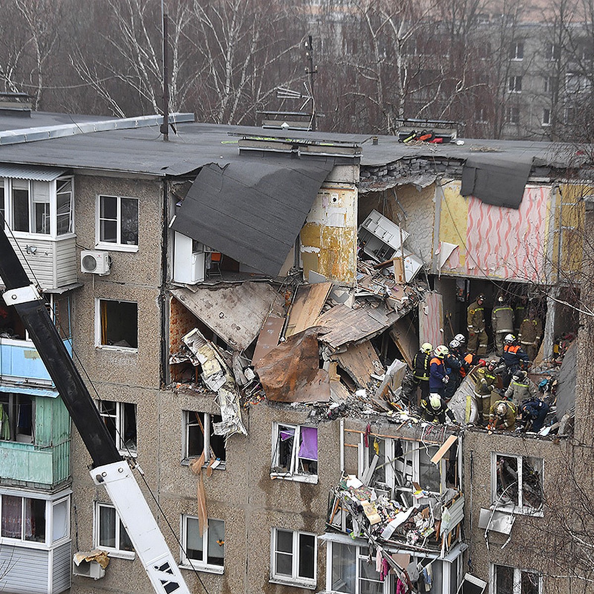 При разборе завалов дома в Ступине, где взорвался газ, нашли третьего  погибшего: «Это пожилая женщина» - KP.RU