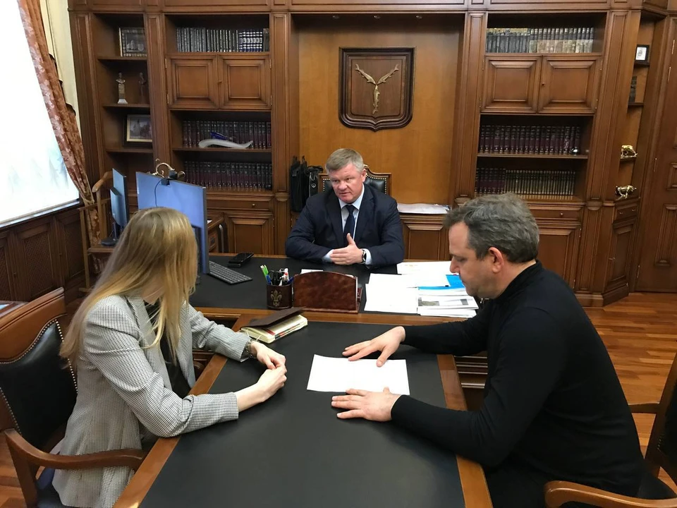 Михаил Исаев на встрече