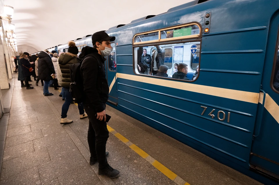 Работа метро 31 декабря. Рассказывают метро. Метро Питер. Работа в Питере. Сложно ли устроиться в метро во 2 раз.