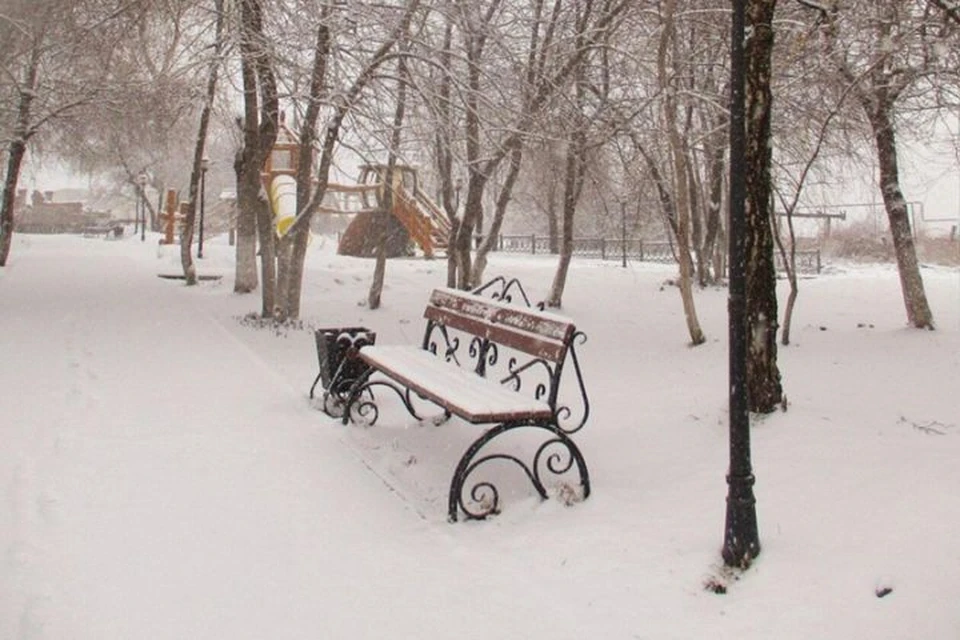 В субботу, 16 апреля, Краснотурьинск побелел. Фото: Краснотурьинск LIVE, vk.com/krasnoturinsk_live