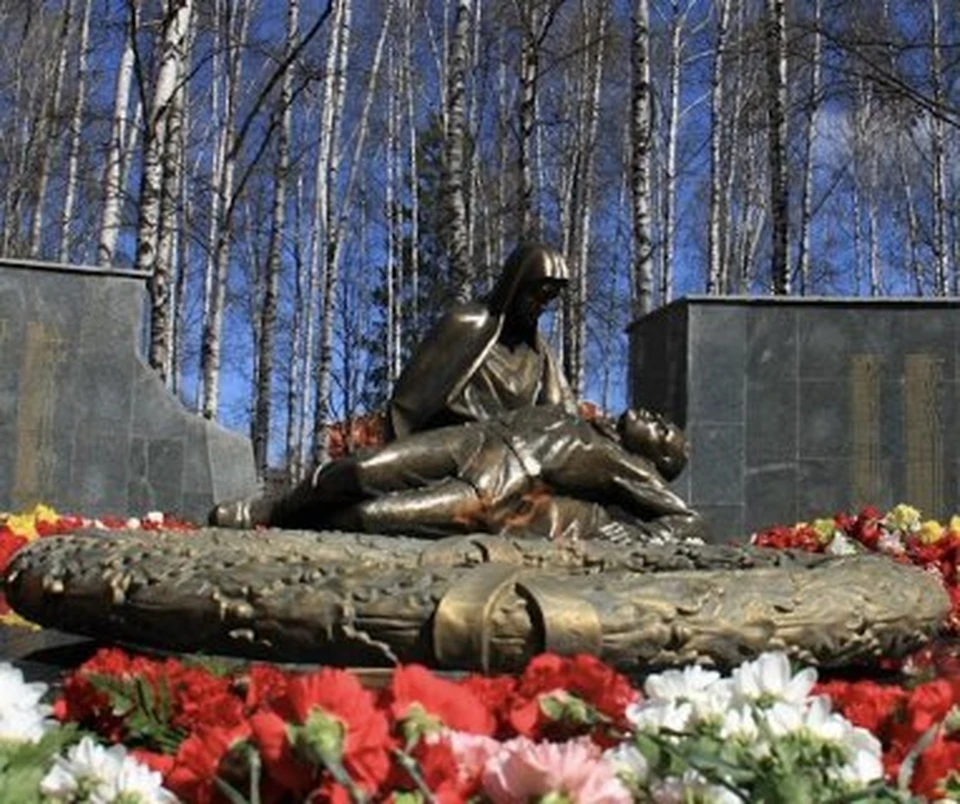 В Ханты-Мансийске возбуждено уголовное дело по факту осквернения символа воинской славы Фото: СУ СК РФ по ХМАО-Югре
